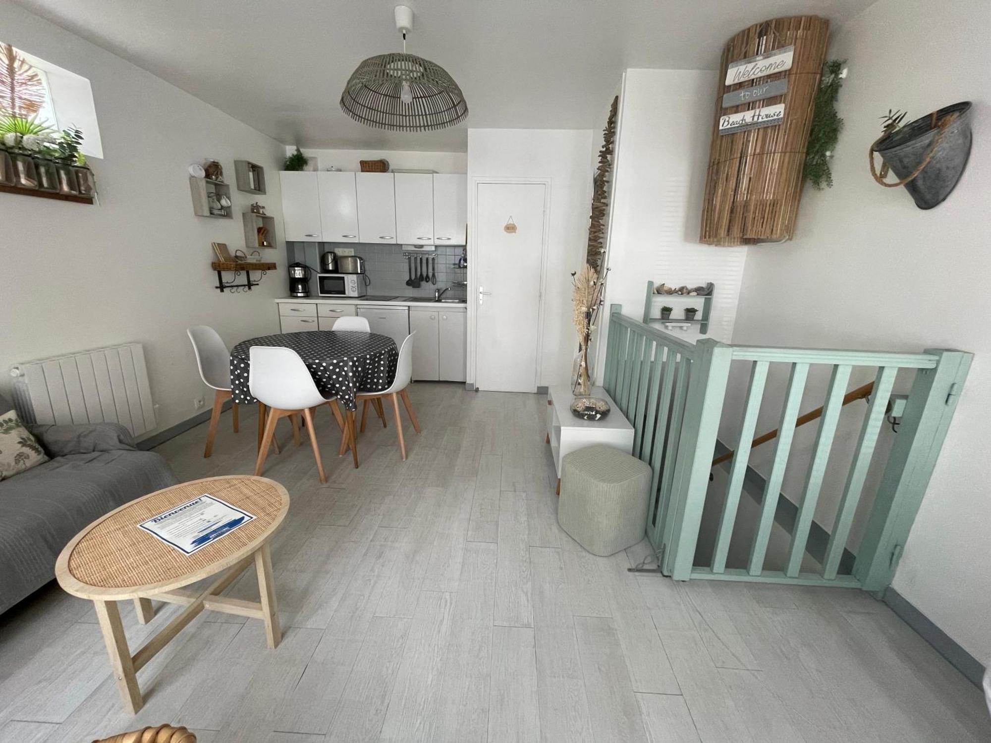 Houlgate Souplex 50M Plage Et Commerces Exterior foto